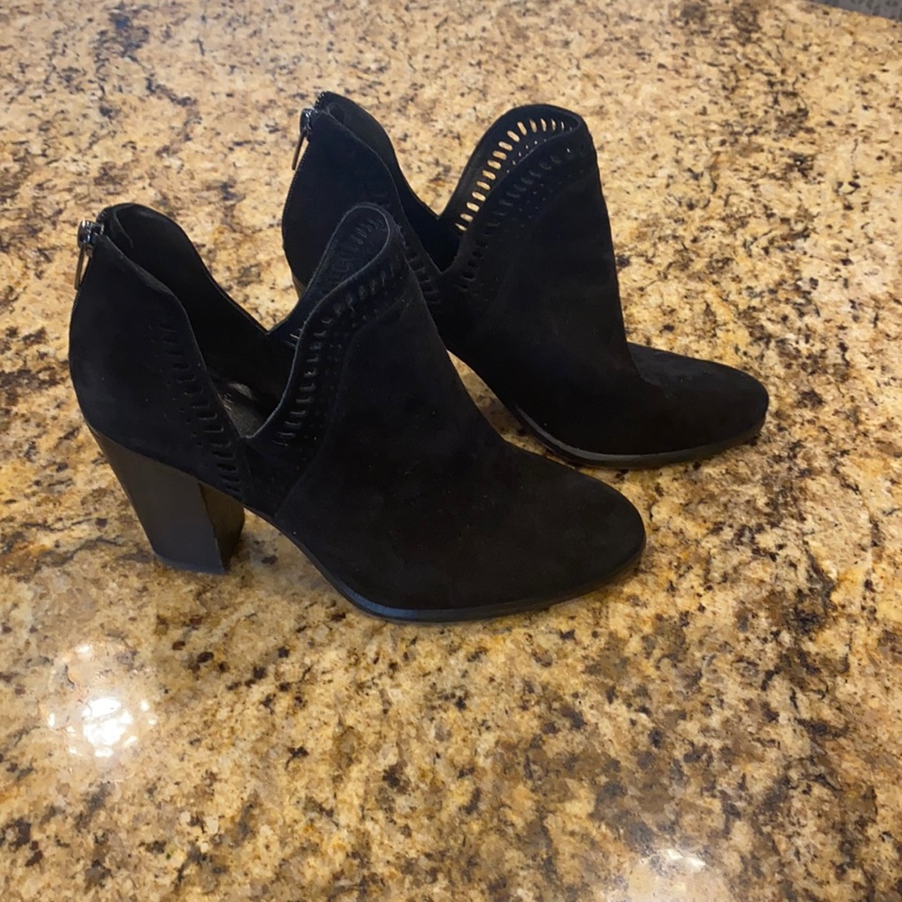 Black Vince Ankle Boots